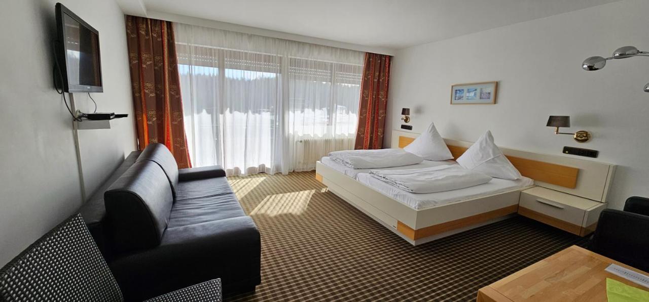 Schwaben Hotel Ebnisee Esterno foto